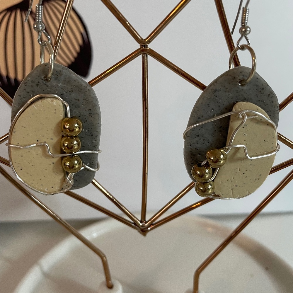 Unique style in the making of polymer clay earrings
